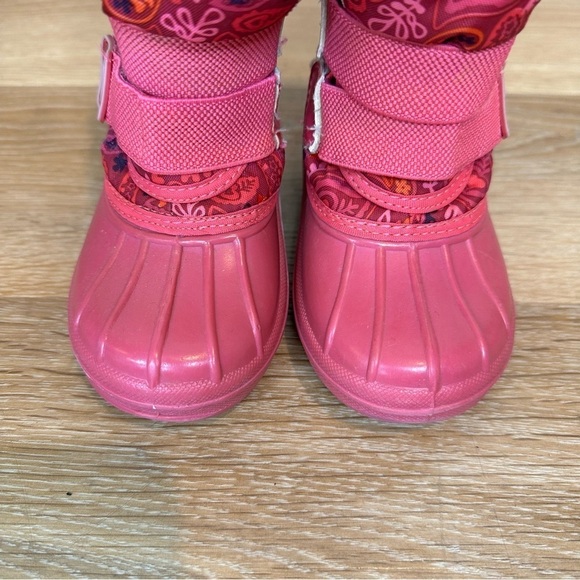 Cat & Jack Girls Size 5/6 Pink Thermolite Faux Fur Snow Boots - Picture 6 of 11